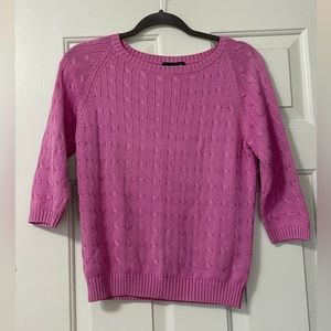 Very nice pink 3 quarter length sleeved Ann Taylor sweater-size medium.